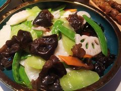 橄榄油炒时蔬-阿娜尔·新疆菜(宜家荟聚中心店)