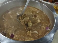 红烧牛肉锅-美兰春记食店·龙舌坡红烧牛肉