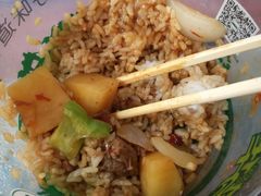 -西部马华清真兰州牛肉面·烧烤夜市(关东店)