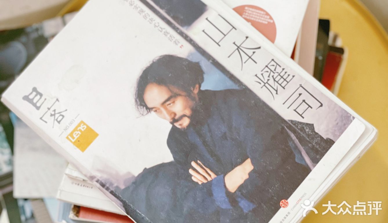 壹楼胶片工作室 |  我会在贰楼等你和八路汽车
