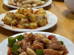 -宏兴烤鱼山庄(宣恩总店)