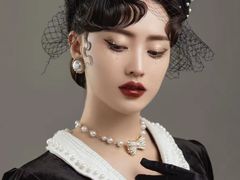 -贺加贝化妆美甲培训学校