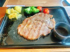 -必胜客(璞丽中心店)