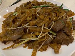 干炒牛河-香港新发烧腊茶餐厅(万象店)
