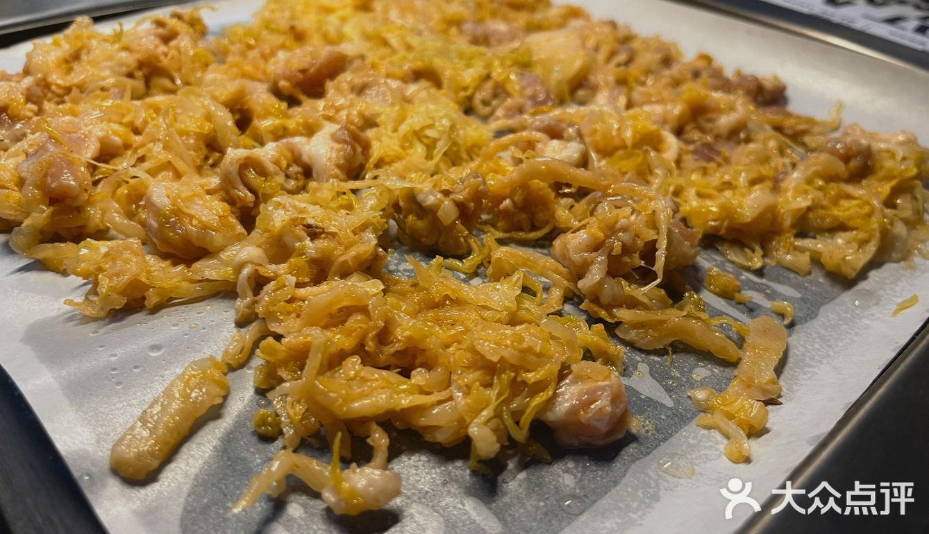 这家烤肉真好吃~{Kao}