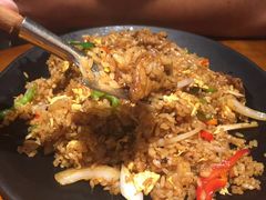 -老字号眼镜子煎包汤包店