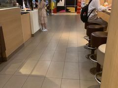 -麦当劳(杭州西湖银泰百货店)