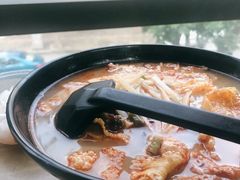 -小蛮妞家螺蛳粉(凯旋路店)