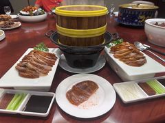 -胡记饭店(保工街店)