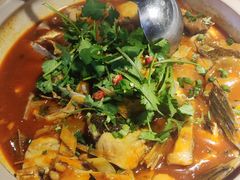 -魏铭鱼头捞饭(晋阳路店)