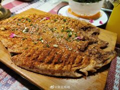 湄公河烤鱼-慢丽江·云南野生菌土鸡锅(付家庄店)