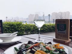 -江滨壹号艺文空间复合餐厅(闽江大道店)