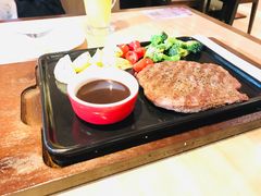 -必胜客(WOW中心城店)