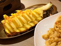 有芝士的烤凤梨-耶里夏丽·新疆菜(田林东路店)