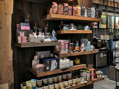 零售区-星巴克臻选(深圳海上世界店)