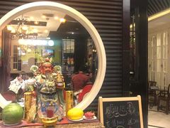 门面-高第街56号港式餐厅·精选(世茂广场宽厚里大明湖店)