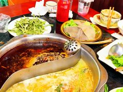 -重庆楊門机场老火锅(20年老店两路总店)