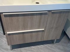 -百安居装修建材卖场(泰然店)