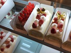 -花花卷卷·鲜食蛋糕(静安久光百货店)