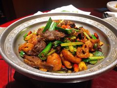 干锅肥肠护心肉-95号酱骨·一块豆腐(展春园西路店)