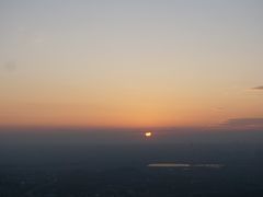 -鬼笑石后山停车场
