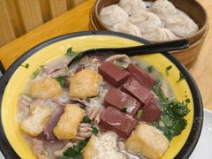 -龙咆汤包·手工现包小笼(拱北口岸店)