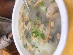 -官塘陈记鱼生·潮汕砂锅粥·牛肉火锅(潮枫路总店)