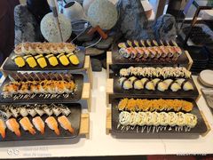 -松咖啡自助餐厅·松北香格里拉