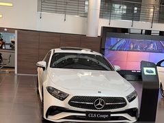 -奔驰北京极光星徽(四元桥店)