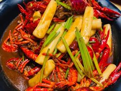-阿郎龙虾烧烤海鲜馆(苏河融景店)