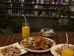 -臻鲜燕海鲜融合餐厅(金陵style店)