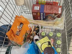 -大润发(鹤山店)