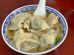 半菜半肉-古徽州馄饨店(宝安路店)