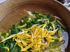 菊花瓣-桥香园云南过桥米线(金马碧鸡店)