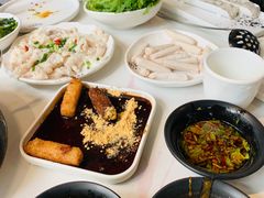 -德林酸菜鱼火锅(南丹店)