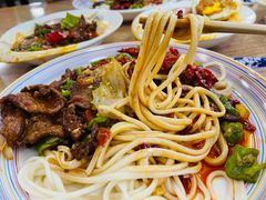 -歹歹的加个面过油肉拌面