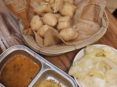 -云阿蛮云南生烫牛肉米线(奉贤路店)