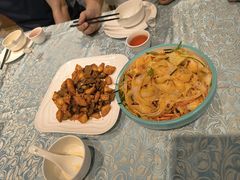 -巴扎美食·新疆菜·西域歌舞表演餐厅(新疆大厦店)