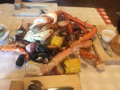 -The Crab Pot Seattle