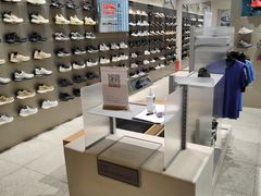 -SALOMON萨洛蒙(北京王府中环店)