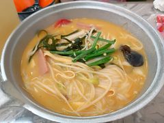 -汤小云火锅米线(钻汇广场店)