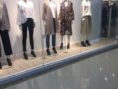 -优衣库(红谷滩万达店)