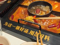 -老牌坊云南鱼豆花火锅(哈西万达店)