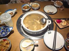 -菌彩云南野生菌火锅(万达广场店)