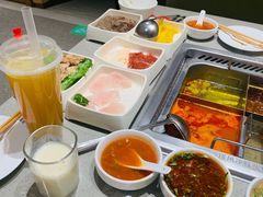 -海底捞火锅(让胡路万达店)