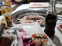 -欢乐时光烤肉火锅自助(龙岩新罗万达店)