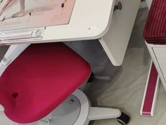 -moll学习桌椅(上海久光百货店)