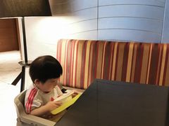 -上海滴水湖皇冠假日酒店