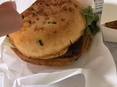 -必胜客(安盛金马店)