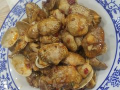 -江城燕子大排档(江汉路步行街店)